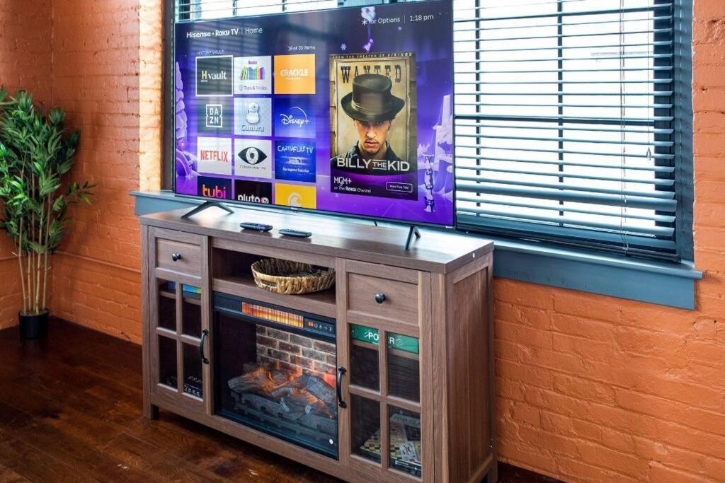 Villa Centric Modern Loft W/ King Beds & Smart Gametable Rochester Exterior foto